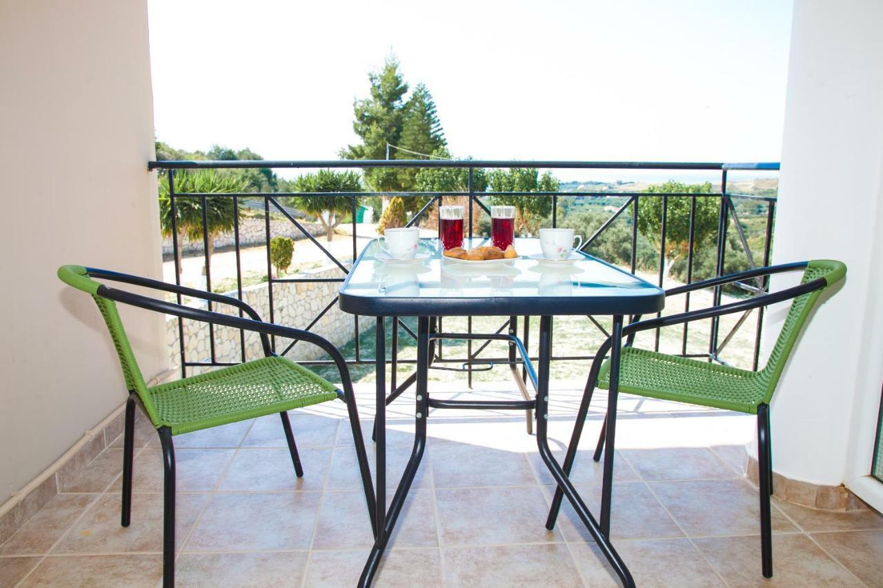 Maspali Apartments Lixouri Dış mekan fotoğraf