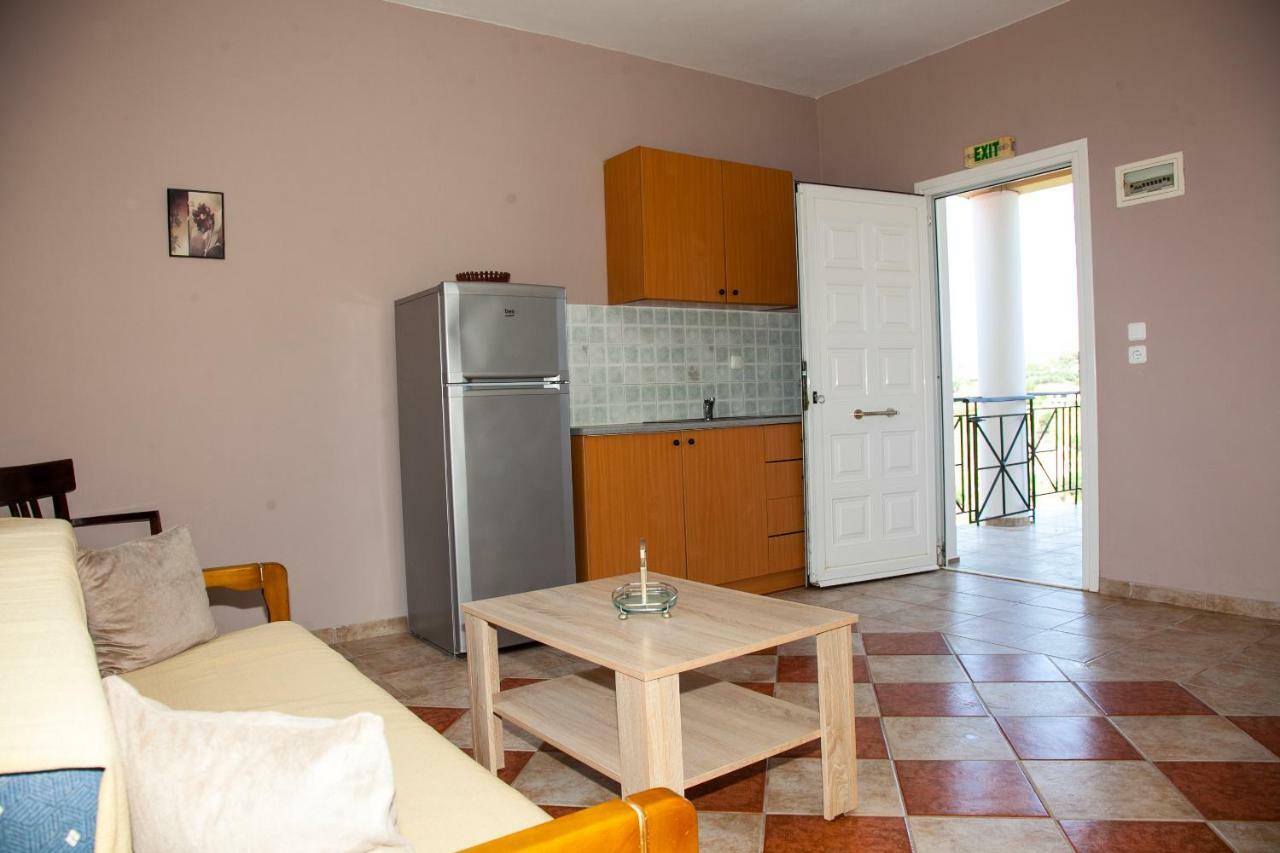 Maspali Apartments Lixouri Dış mekan fotoğraf