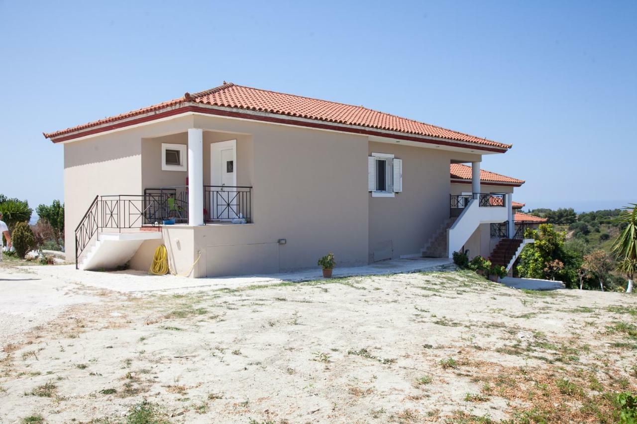 Maspali Apartments Lixouri Dış mekan fotoğraf